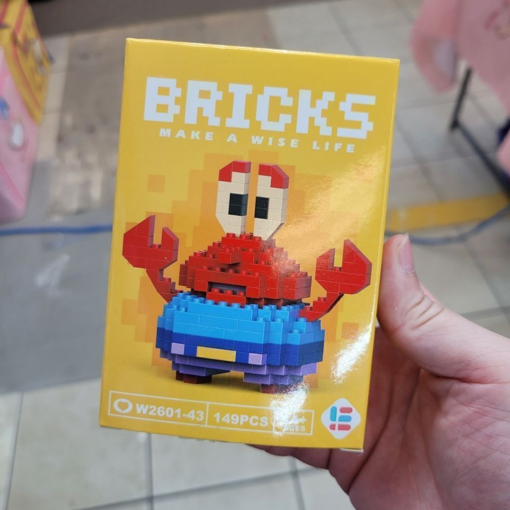 Brand New Spongebob Mr Krabs Bricks Lego Figure